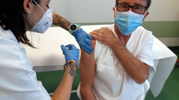Vaccinazione del personale sanitario all'Ospedale Magalini di Villafranca, Verona